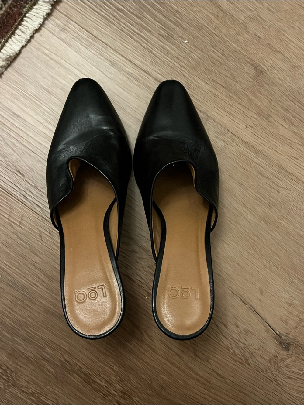 Loq Black Leather Pointed Slingback Mules